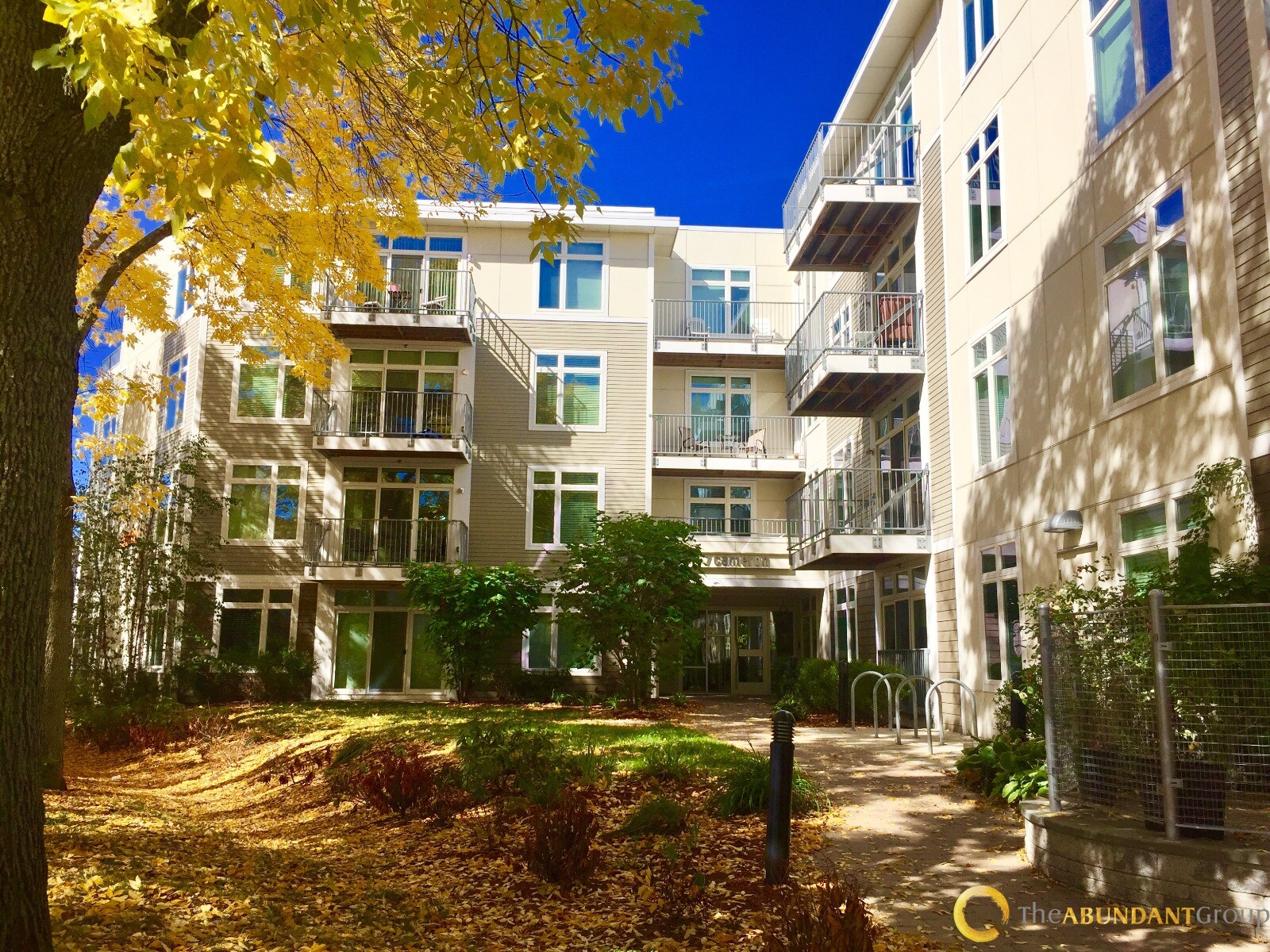 2 bed, 2 bath apartment for rent at 7 Cameron Ave Unit 303A, North Cambridge — photo 9 of 9