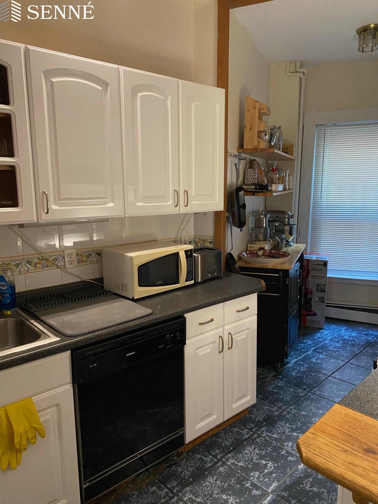 2 bed, 1 bath apartment for rent at 74 Fairmont St Unit 1, Cambridgeport — photo 2 of 20