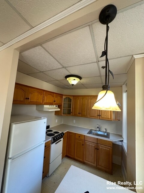 1 bed, 1 bath apartment for rent at 37 Joy St Unit 7, Beacon Hill — photo 6 of 16