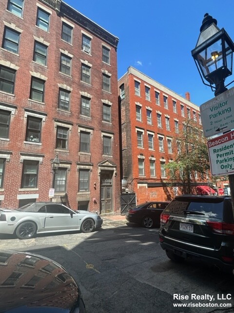 2 bed, 1 bath apartment for rent at 7 Anderson St Unit 4, Beacon Hill — photo 14 of 16