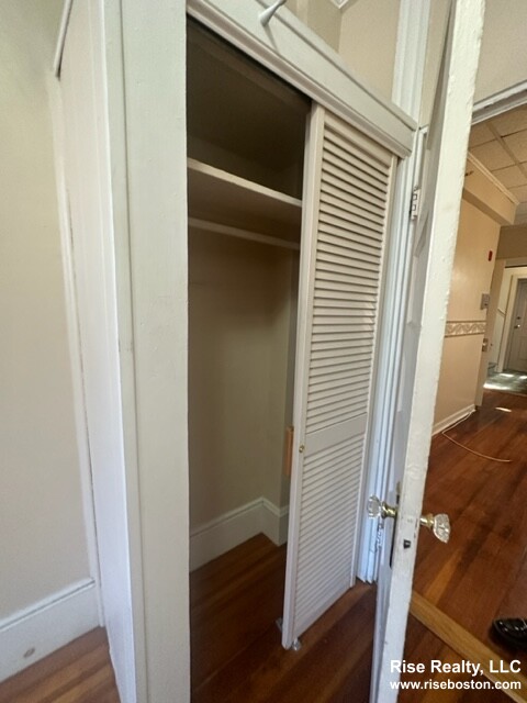 2 bed, 1 bath apartment for rent at 7 Anderson St Unit 4, Beacon Hill — photo 4 of 16
