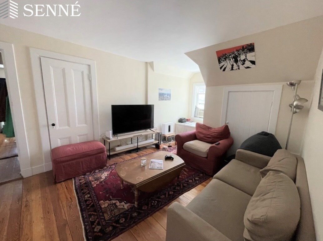 2 bed, 1 bath apartment for rent at 11 Wendell St Unit 5, Harvard Square — photo 10 of 11