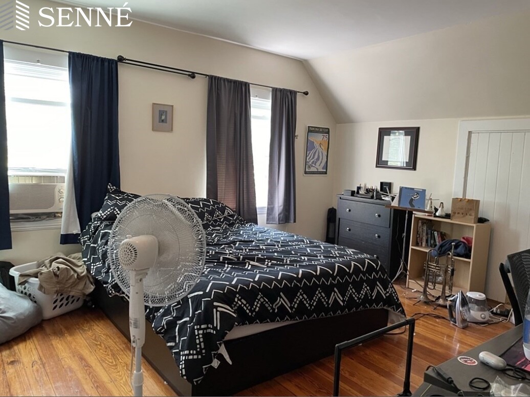 2 bed, 1 bath apartment for rent at 11 Wendell St Unit 5, Harvard Square — photo 5 of 11