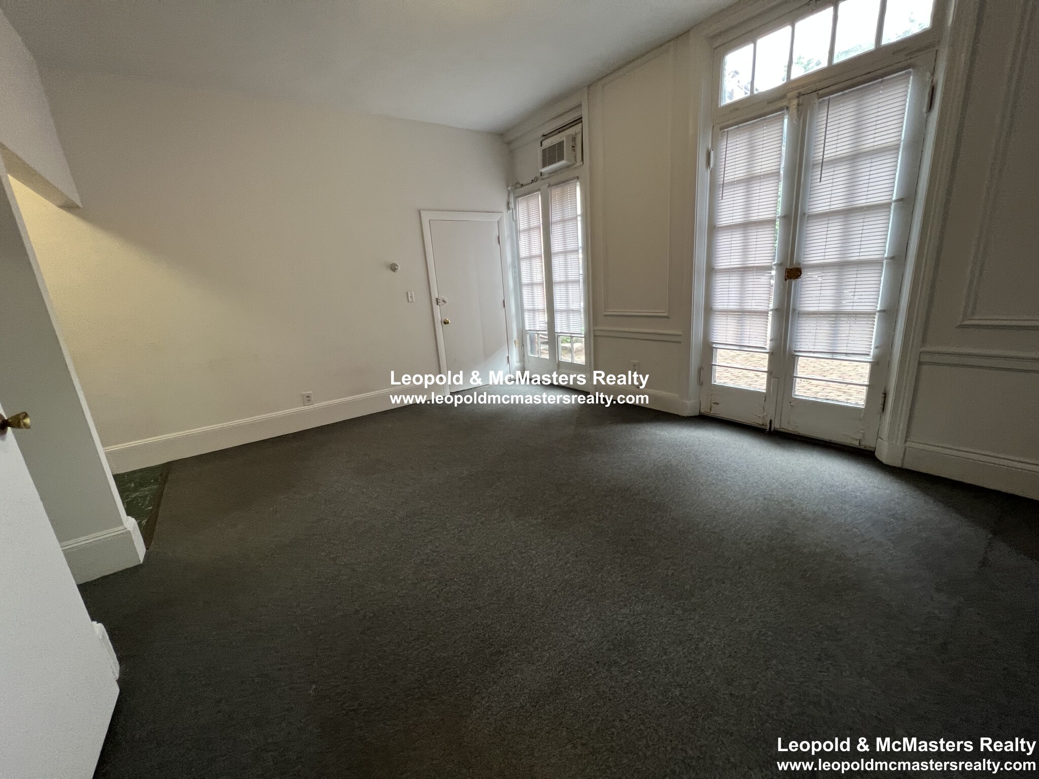 1 bed, 1 bath apartment for rent at 5 Joy St Unit 1, Beacon Hill — photo 2 of 10