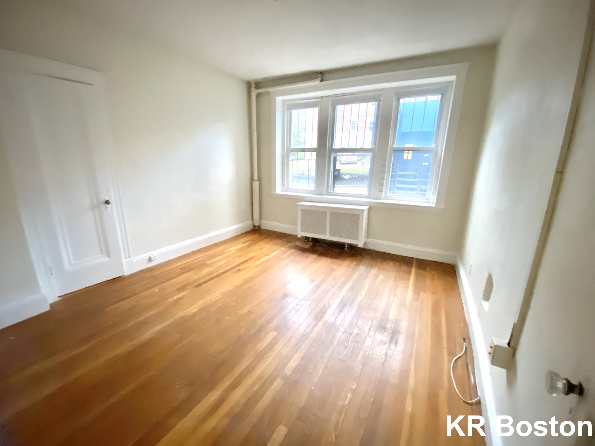 1 bed, 1 bath apartment for rent at 1801 Commonwealth Ave Unit 6, Brighton — photo 5 of 10