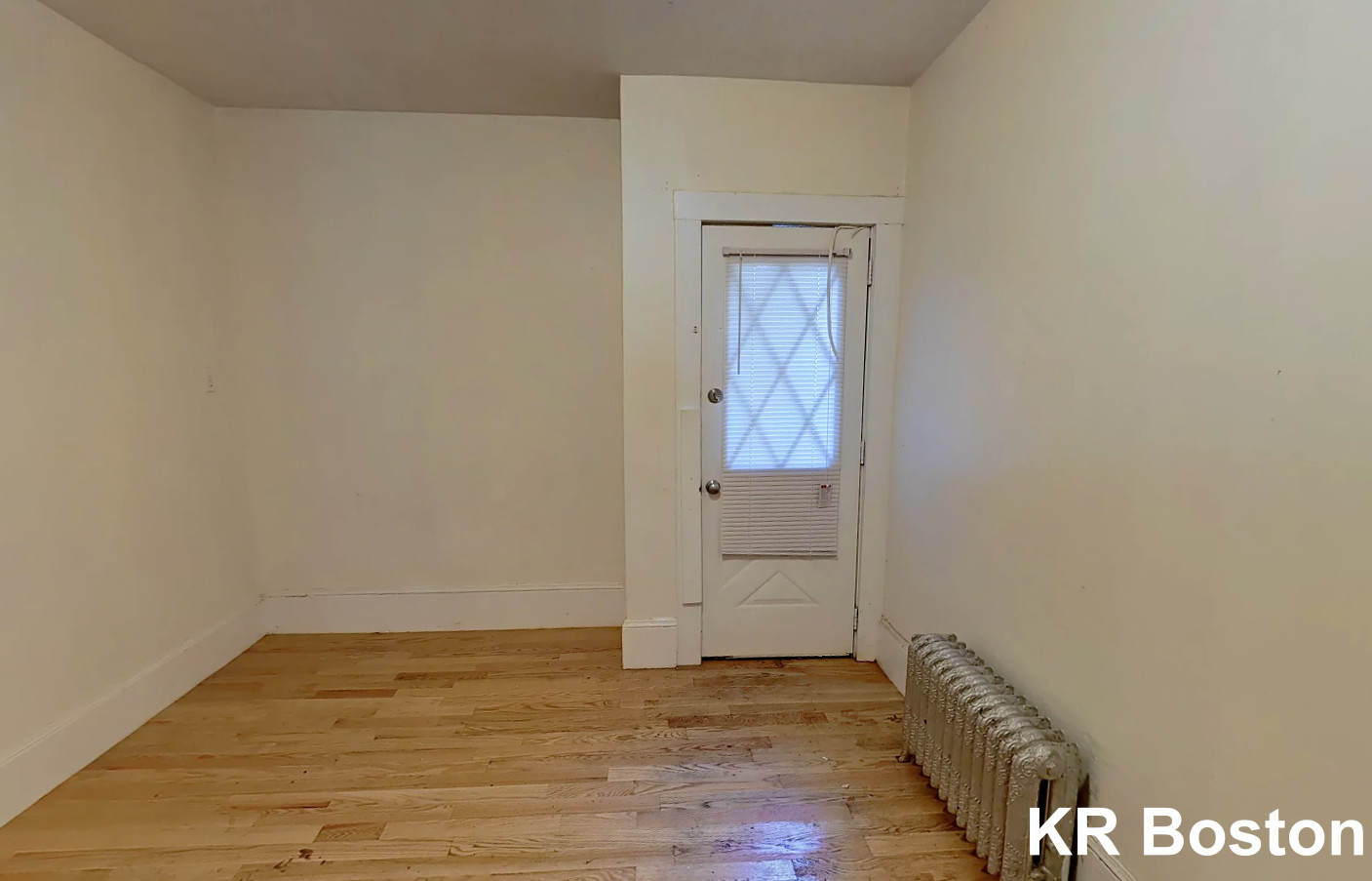 7 bed, 2 bath apartment for rent at 1779 Commonwealth Ave Unit 2, Brighton — photo 10 of 10