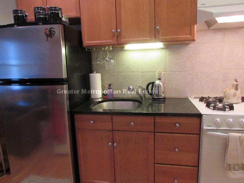 1 bed, 1 bath apartment for rent at 26 Unity St Unit 2, North End — photo 4 of 17