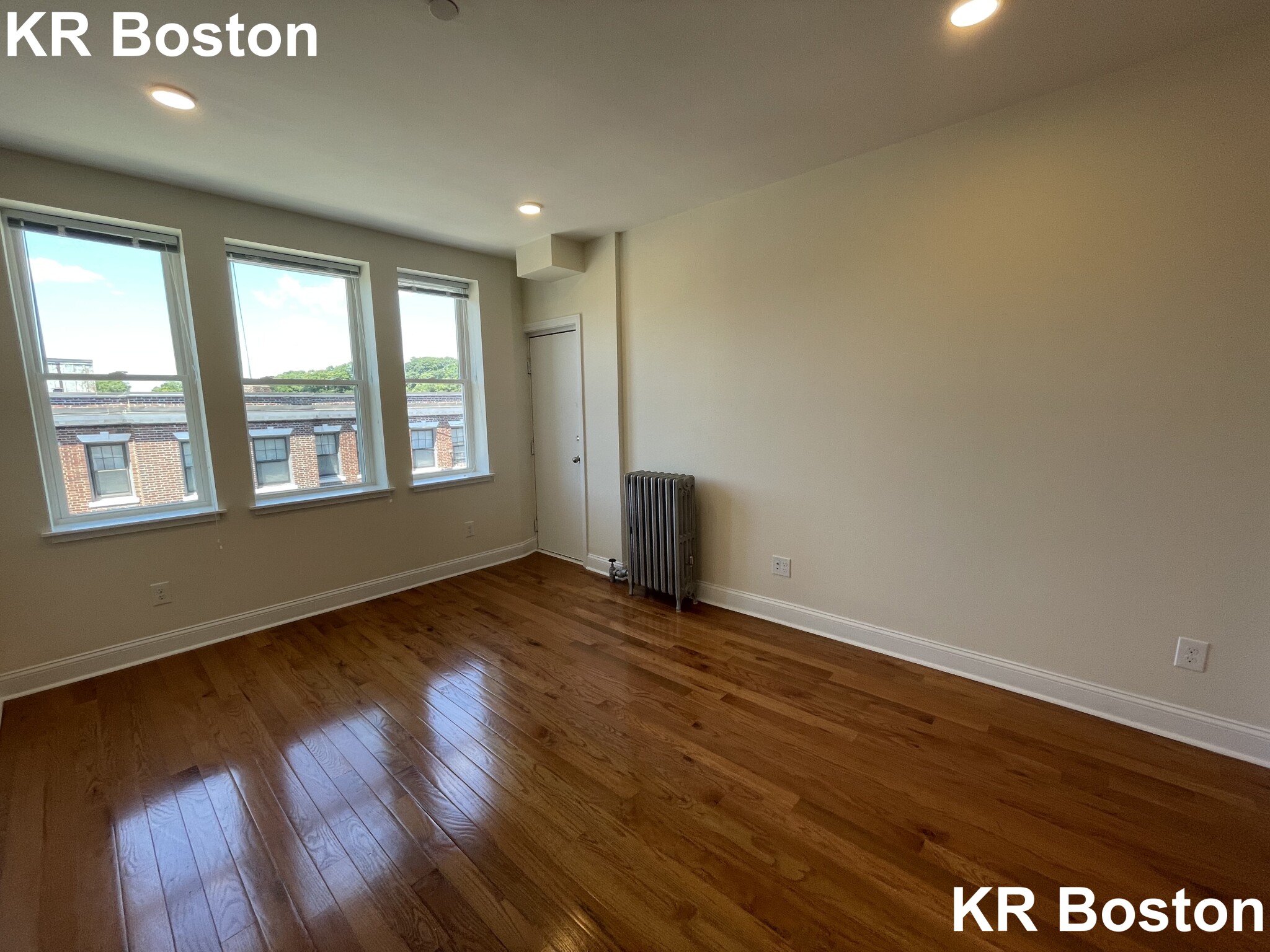 2 bed, 1 bath apartment for rent at 117 Sutherland Rd Unit H, Brighton