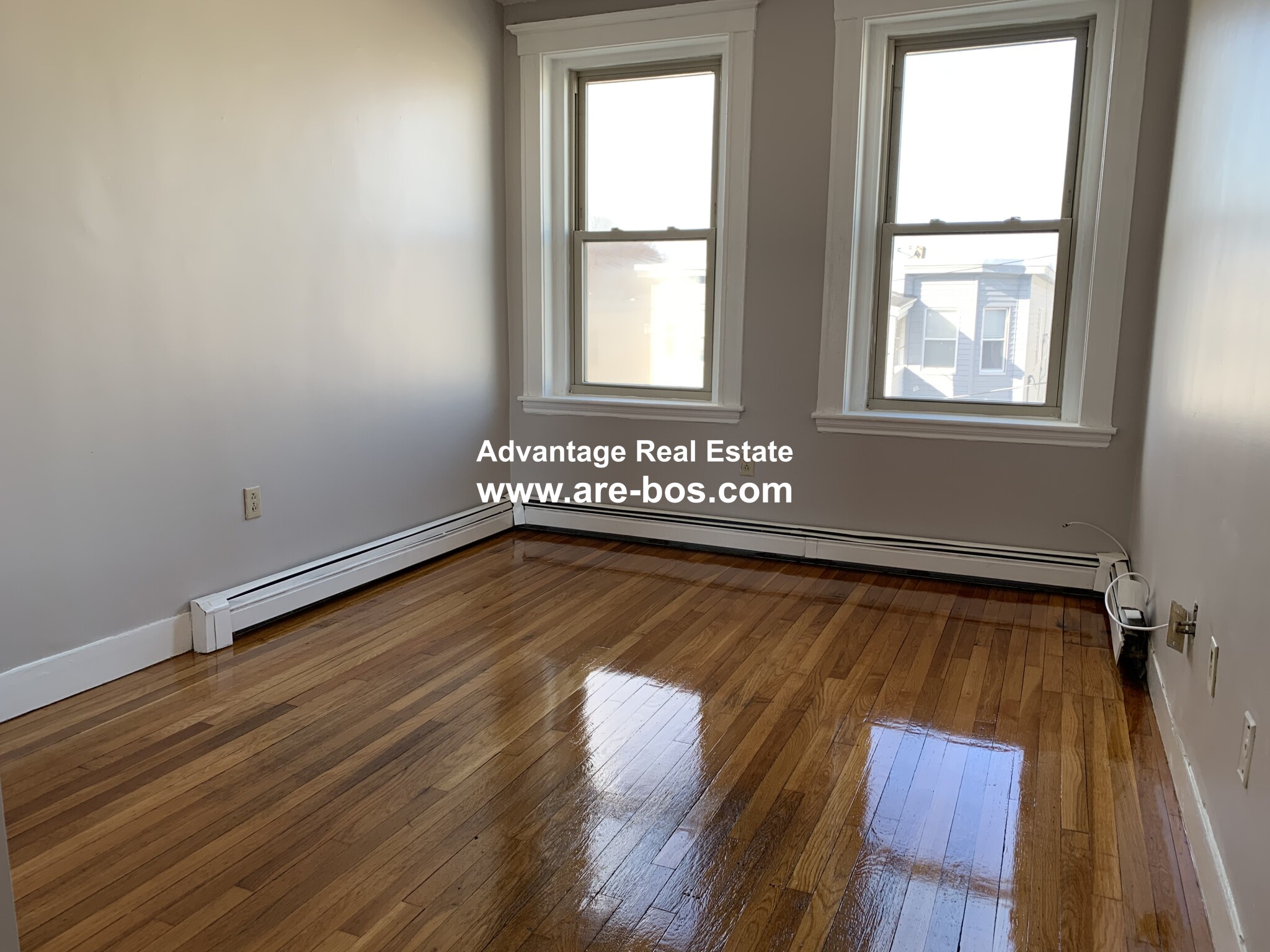 2 split bed, 1 bath apartment for rent at 24 Ransom Unit 30, Brighton — photo 4 of 12