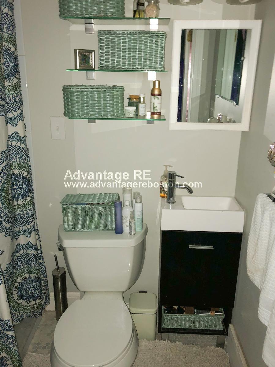 3 bed, 2 bath apartment for rent at 37 Sheafe St Unit 3, North End — photo 8 of 9