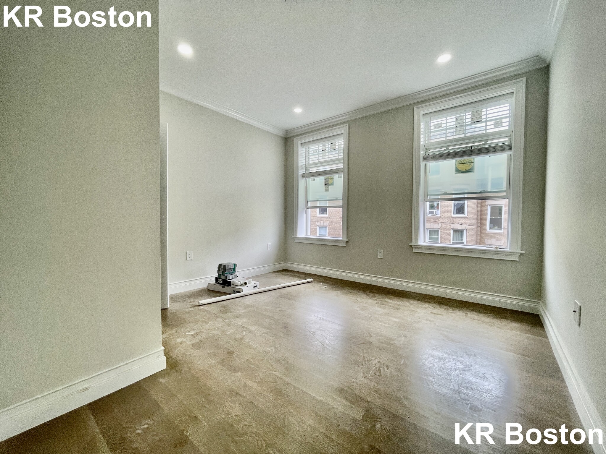 3 bed, 1.5 bath apartment for rent at 12 Mount Hood Rd Unit 3, Brighton — photo 5 of 12