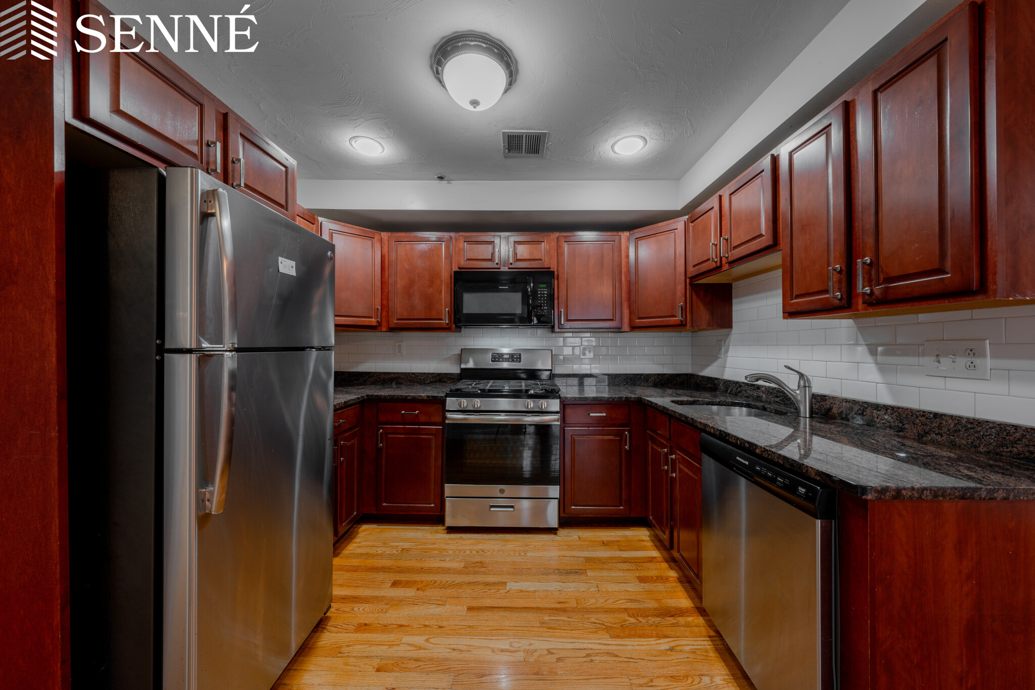 4 bed, 2.5 bath apartment for rent at 16 Notre Dame St Unit 3, Jamaica Plain — photo 17 of 17