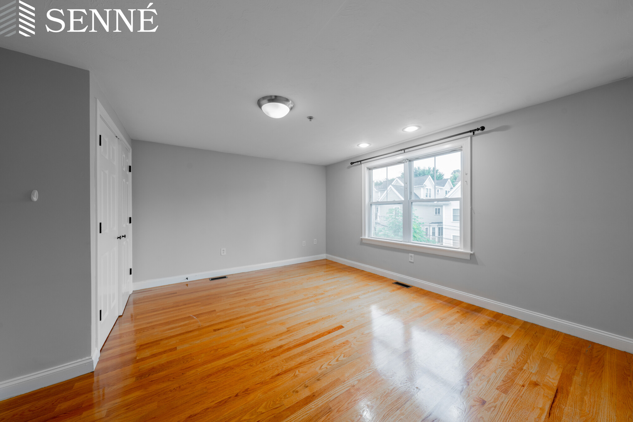 4 bed, 2.5 bath apartment for rent at 16 Notre Dame St Unit 3, Jamaica Plain — photo 8 of 17