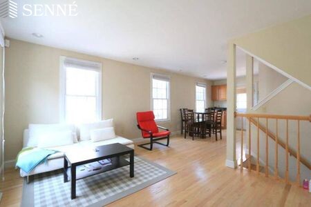 2 bed, 2 bath apartment for rent at 86 Winter St Unit 1, East Cambridge — photo 9 of 14