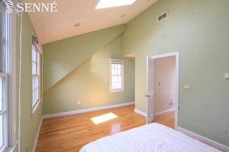 2 bed, 2 bath apartment for rent at 86 Winter St Unit 1, East Cambridge — photo 5 of 14