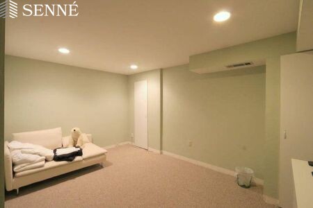 2 bed, 2 bath apartment for rent at 86 Winter St Unit 1, East Cambridge