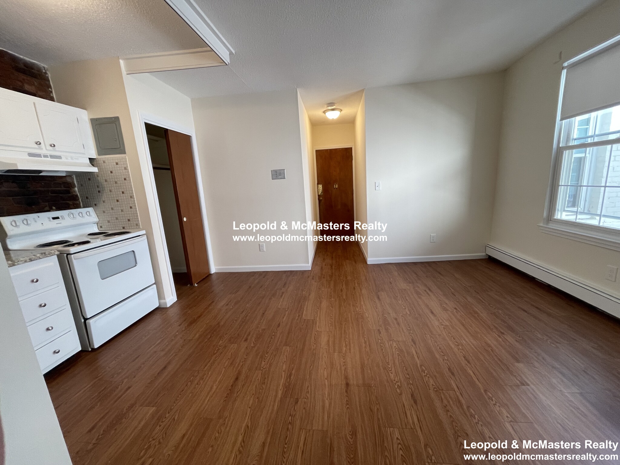 1 bed, 1 bath apartment for rent at 70 South Huntington Ave Unit 4, Jamaica Plain — photo 2 of 6