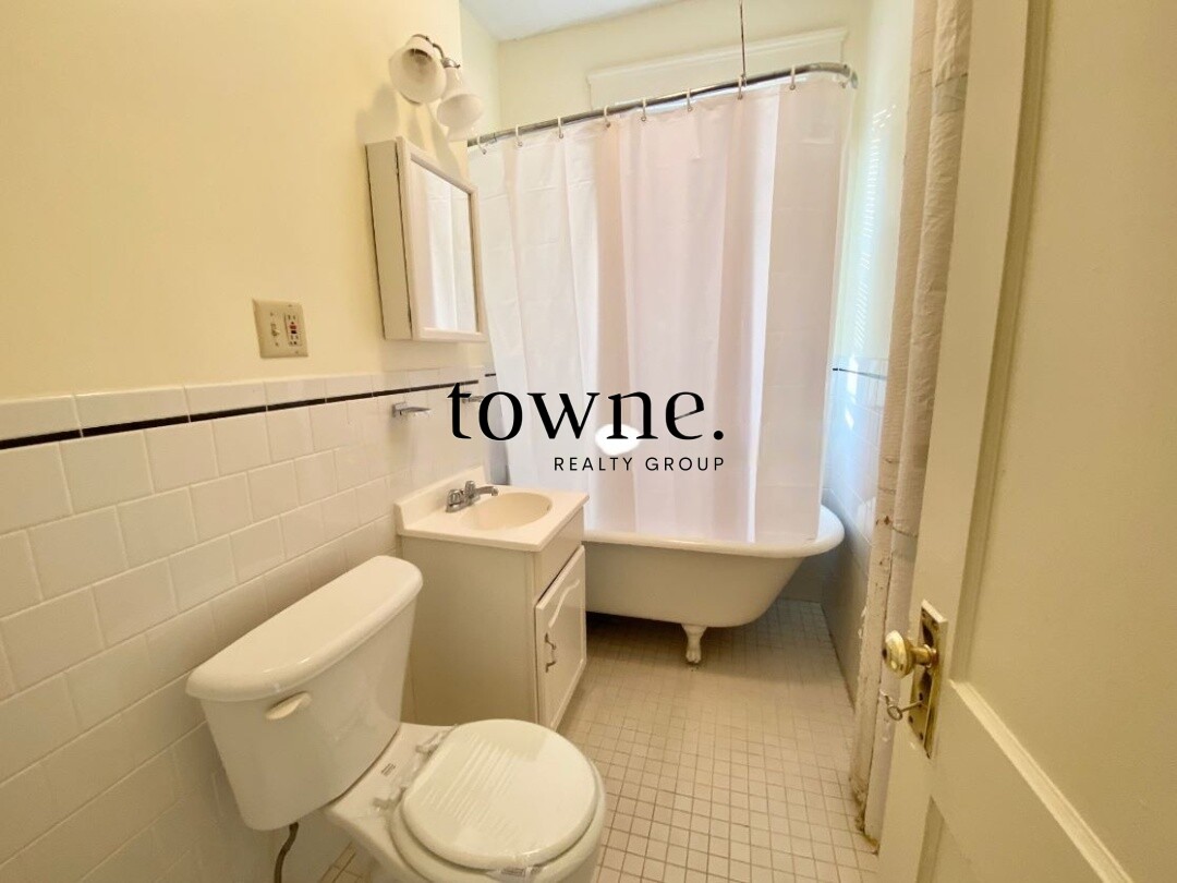 Studio bed, 1 bath apartment for rent at 111 Park Dr Unit 45A, Fenway — photo 6 of 6