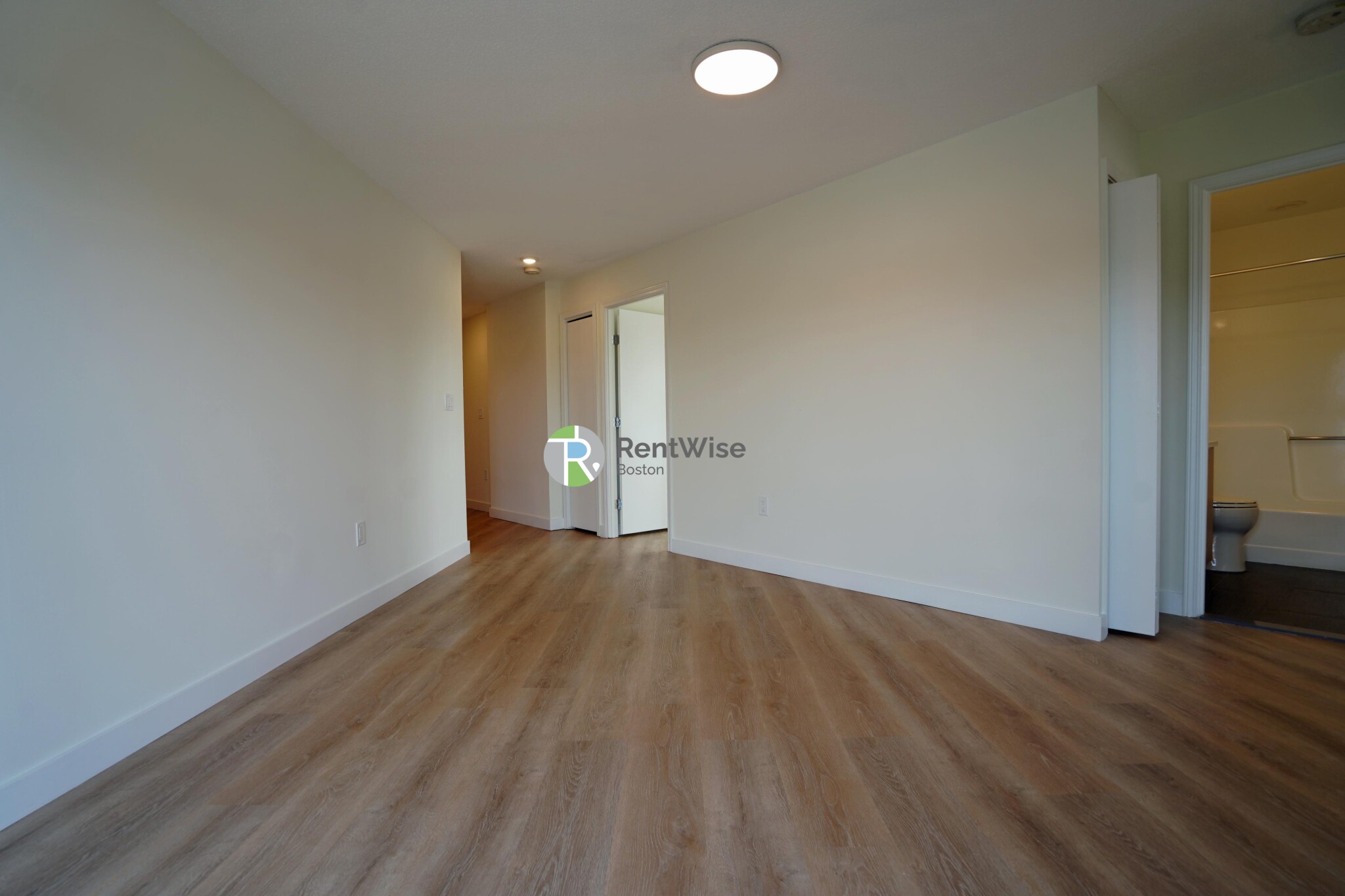 25 Webster Ave, Ward Two