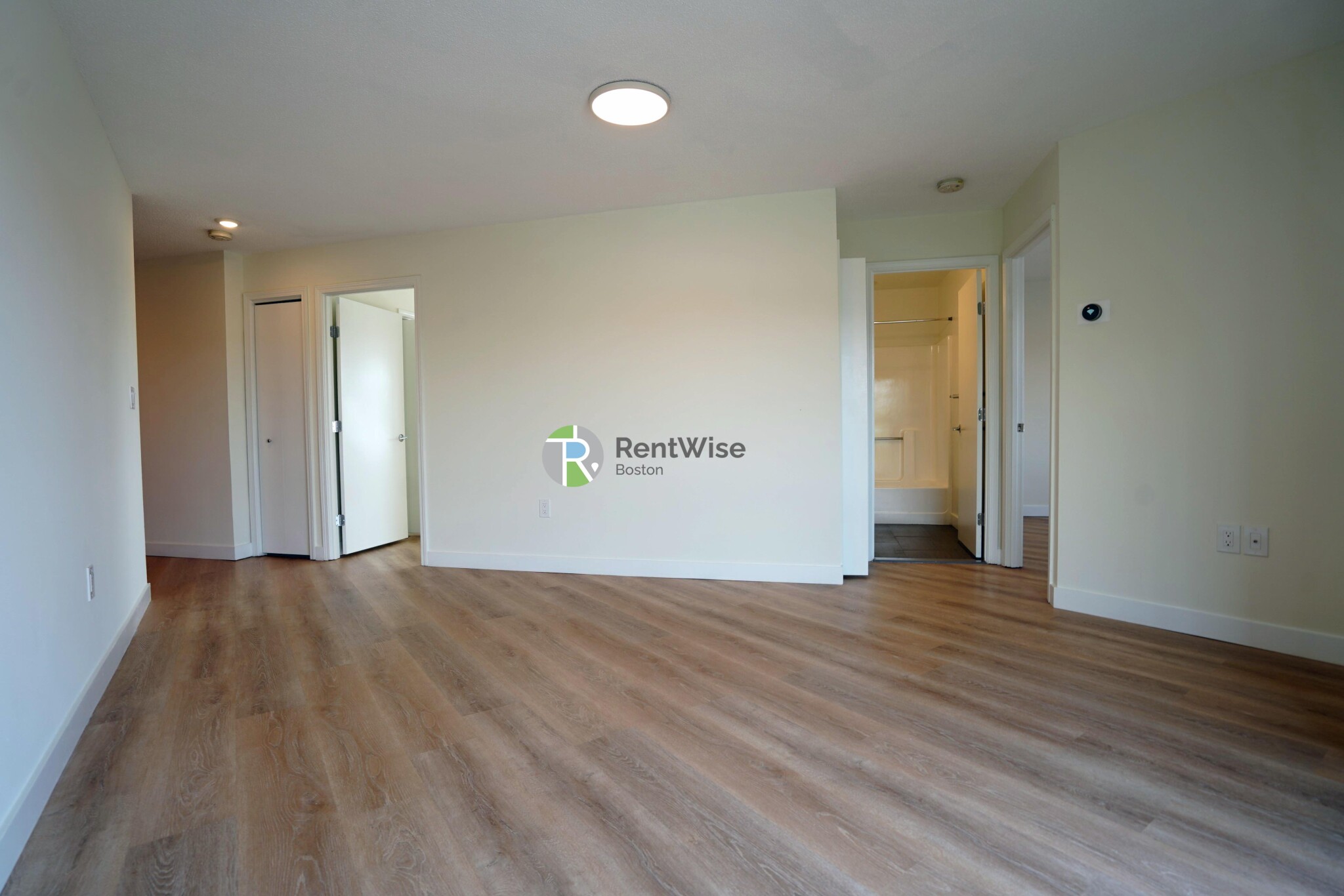 25 Webster Ave, Ward Two