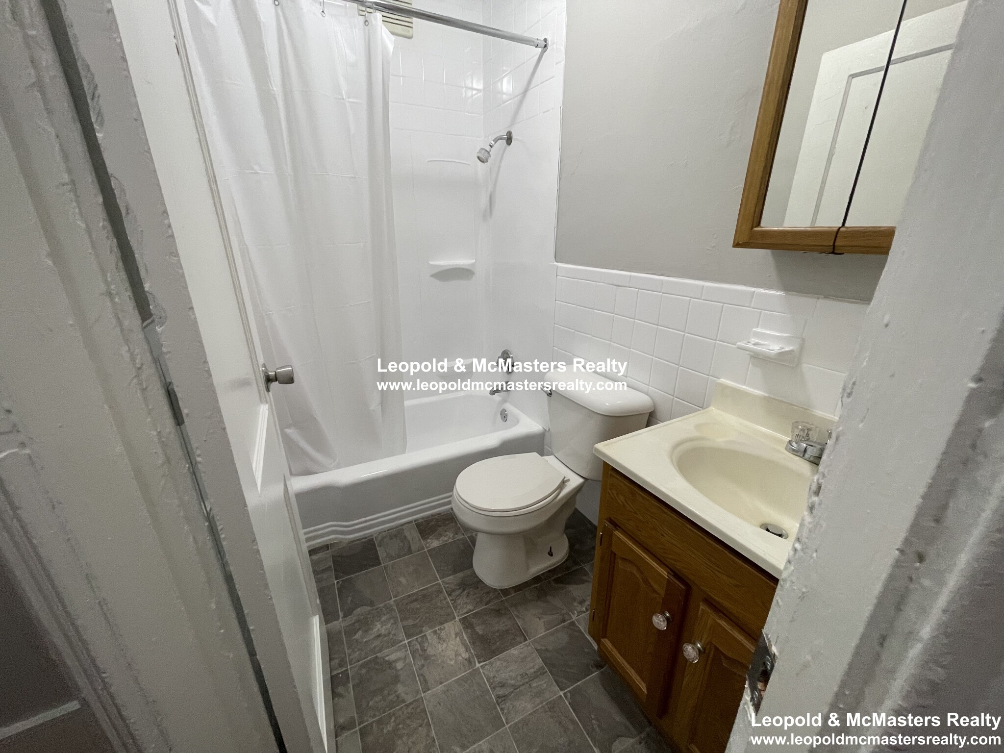 1 bed, 1 bath apartment for rent at 75 South St Unit 1, Jamaica Plain — photo 2 of 8