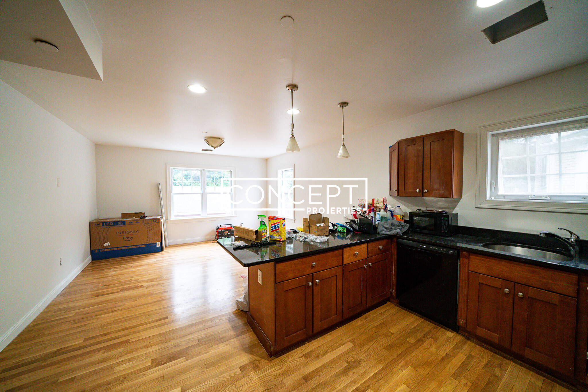 1 bed, 1 bath apartment for rent at 57 Circuit St Unit B, Roxbury — photo 1 of 45