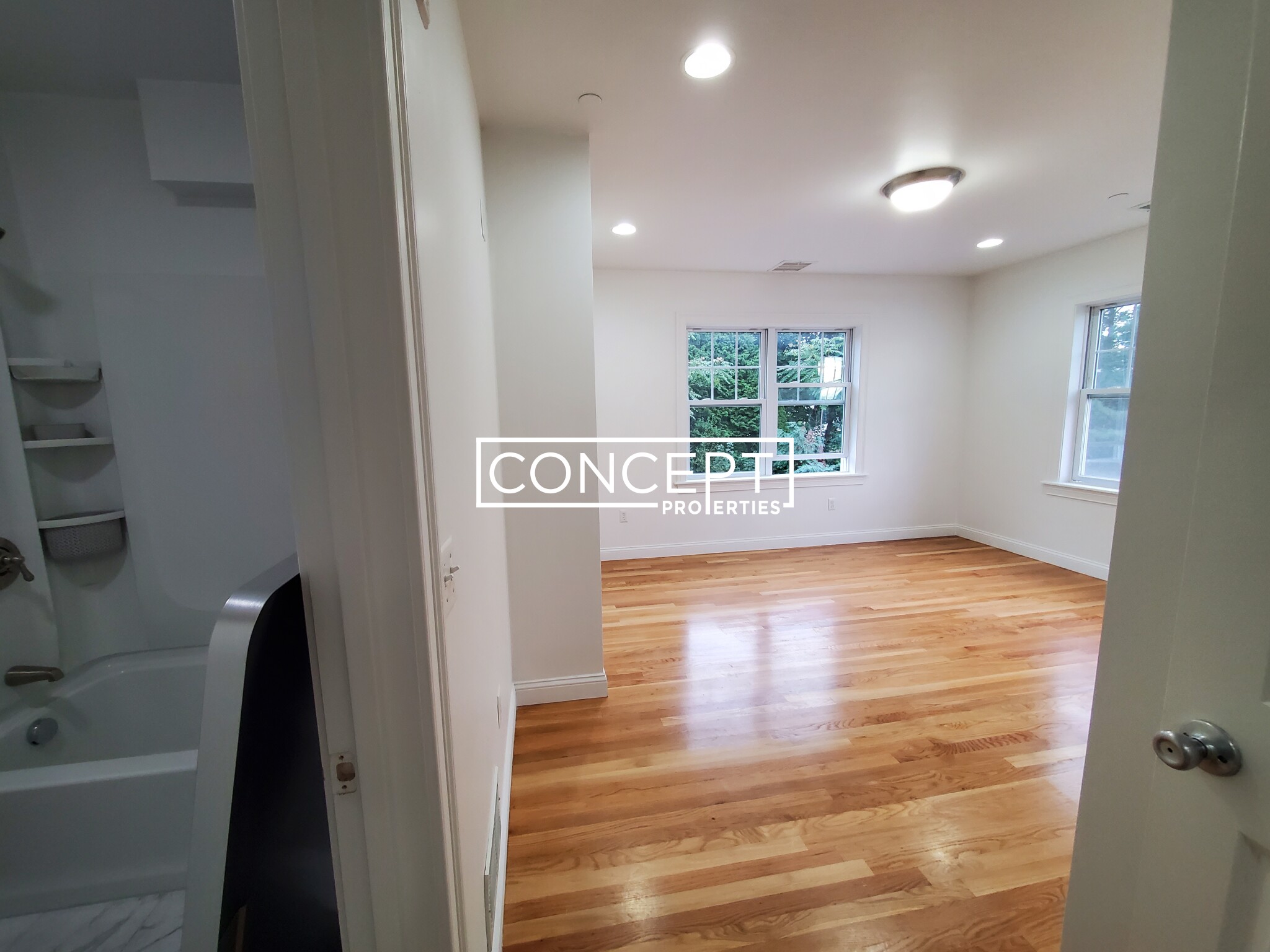 1 bed, 1 bath apartment for rent at 57 Circuit St Unit B, Roxbury — photo 38 of 45