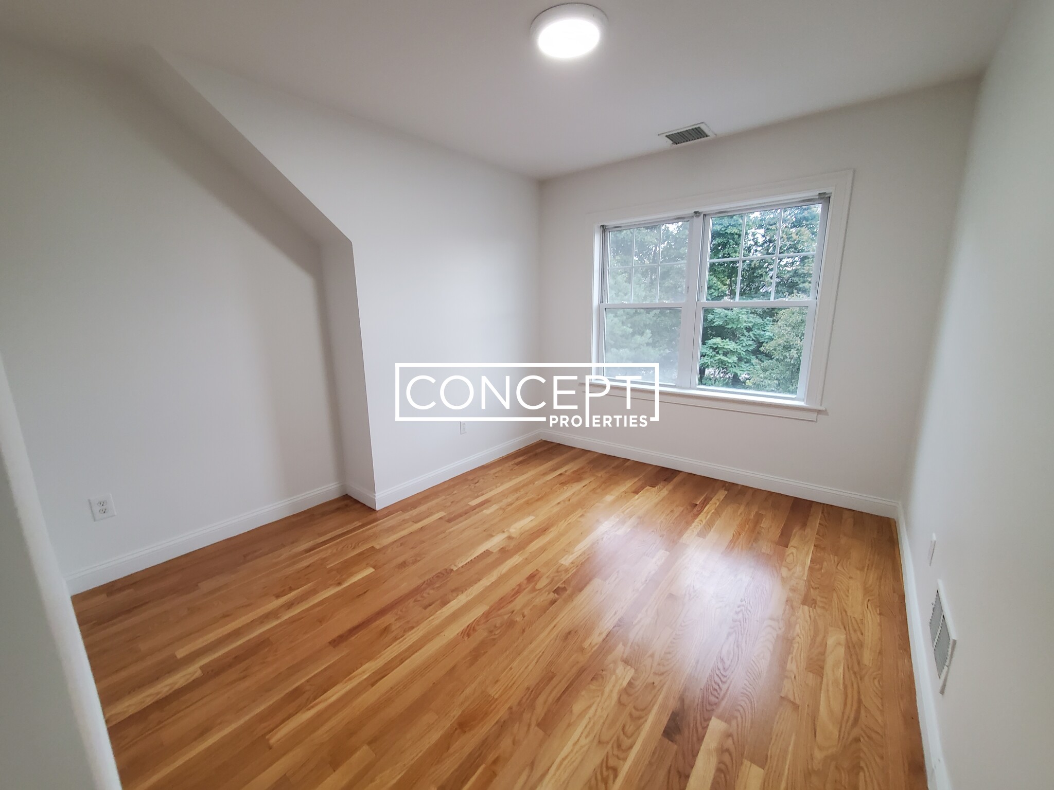 1 bed, 1 bath apartment for rent at 57 Circuit St Unit B, Roxbury — photo 15 of 45