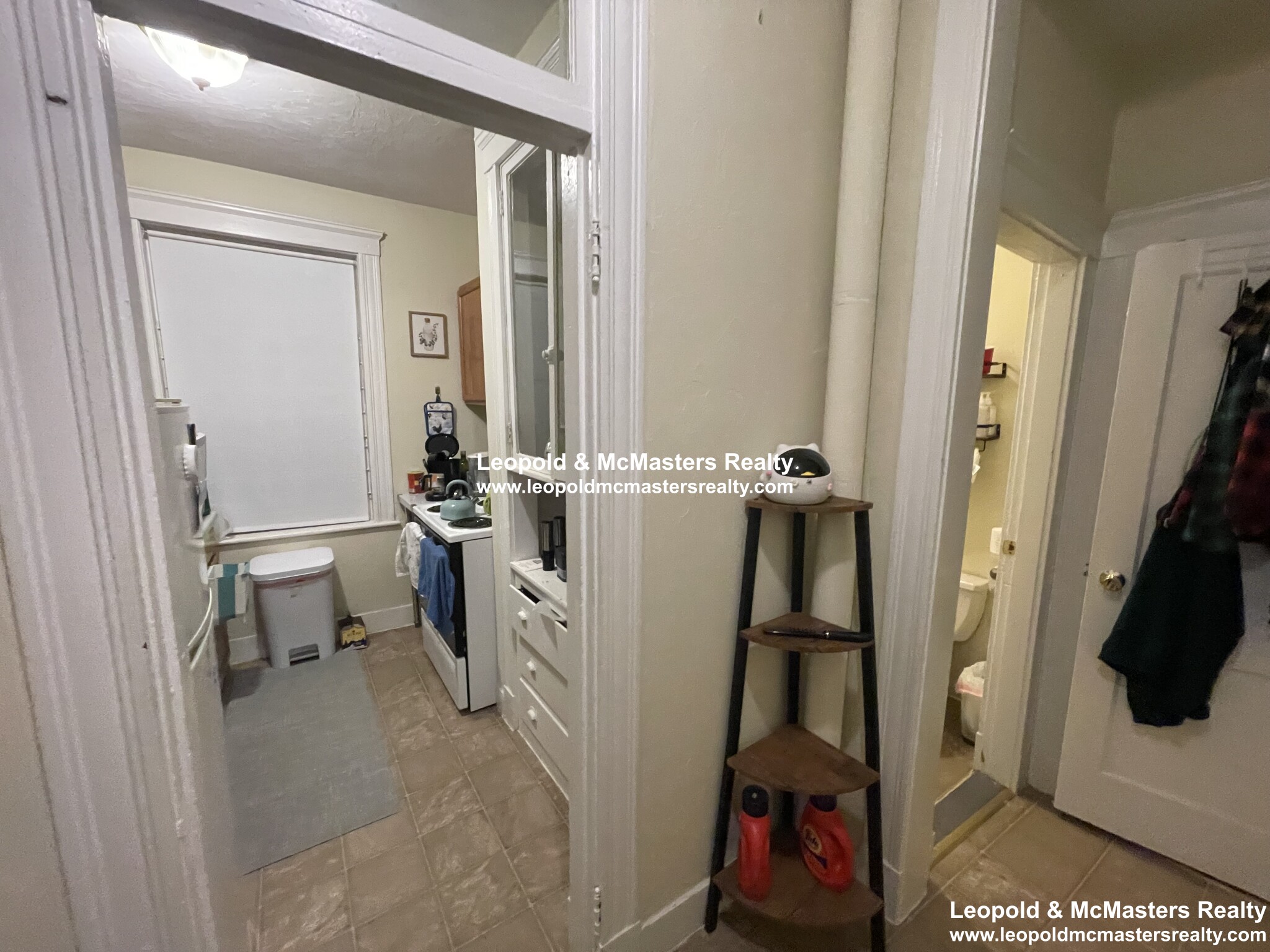 Studio bed, 1 bath apartment for rent at 165 Kelton St Unit 24, Brighton — photo 3 of 9