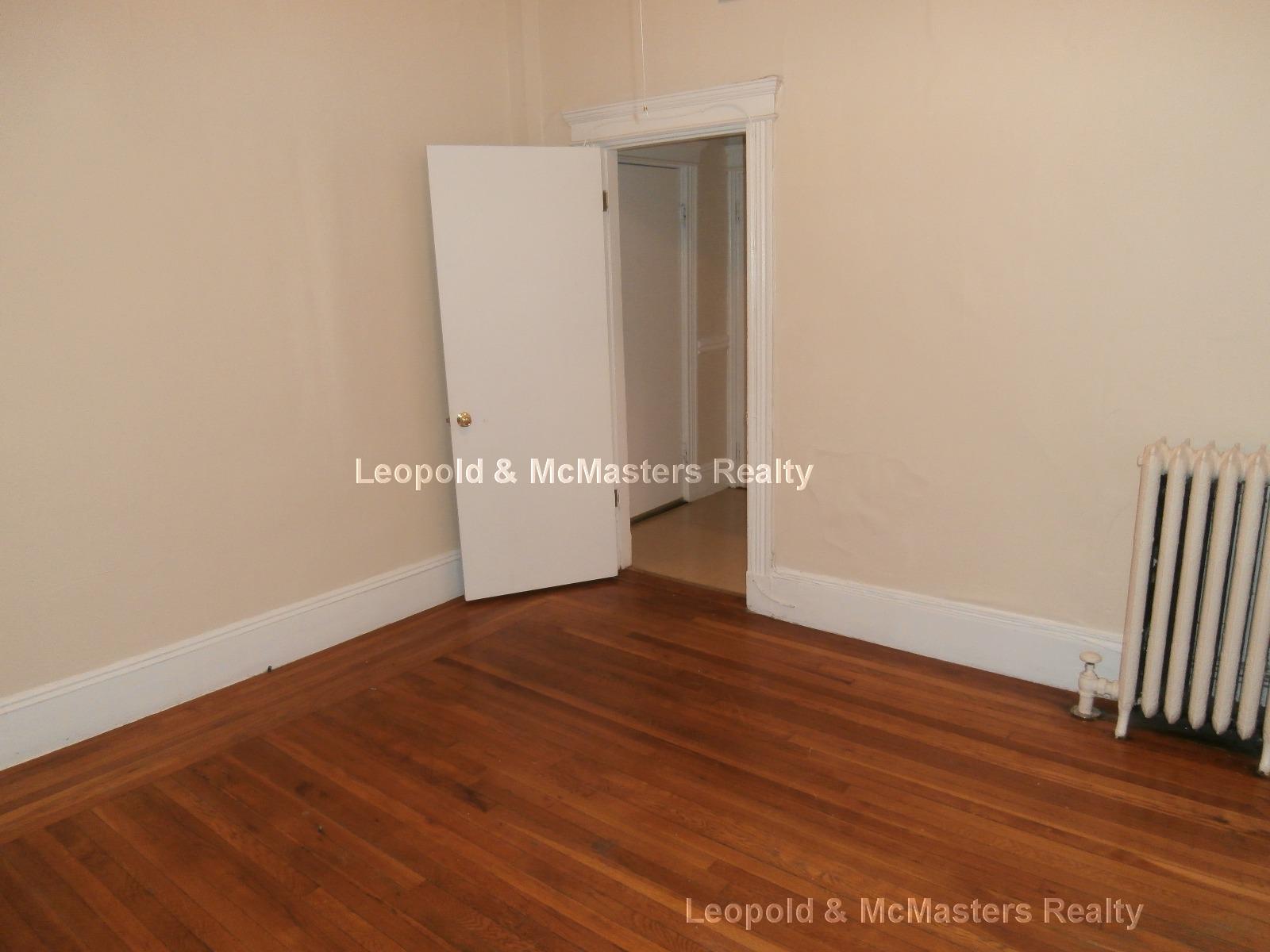 Studio bed, 1 bath apartment for rent at 11 Royce Rd Unit 3, Allston — photo 2 of 11