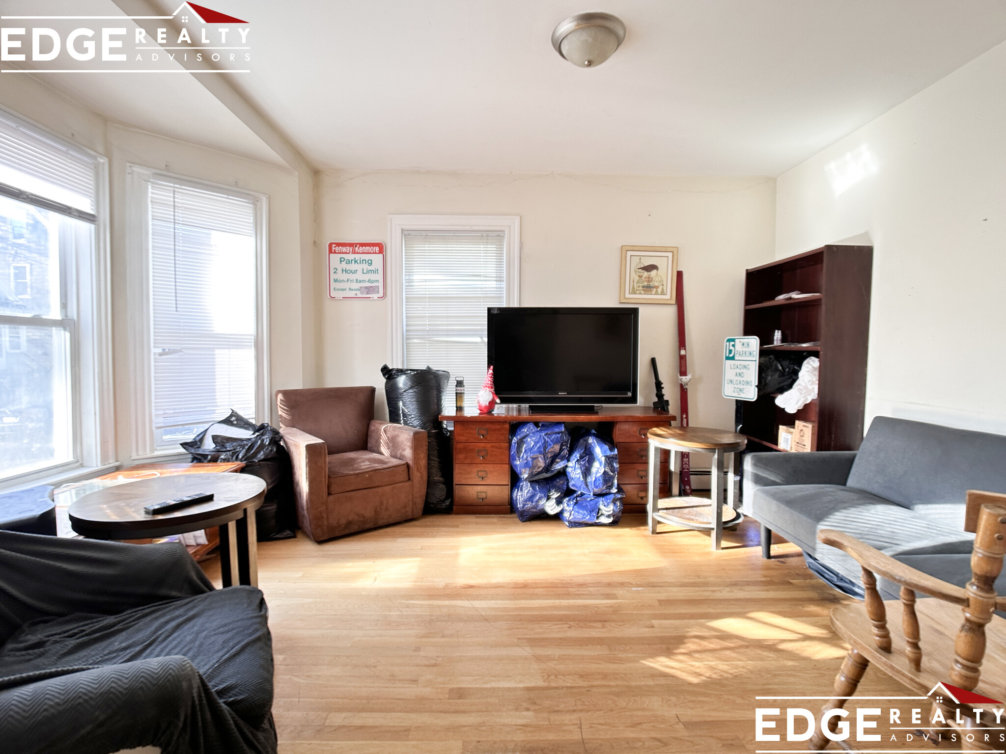 6 bed, 2 bath apartment for rent at 50 Pratt St Unit 1, Allston — photo 3 of 10