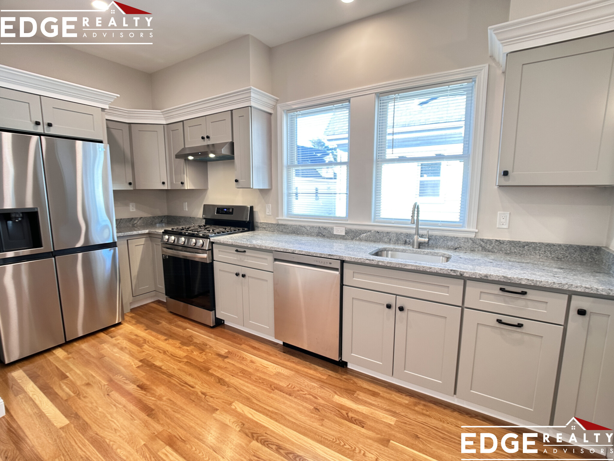 4 bed, 2 bath apartment for rent at 1 Benson St Unit 1, Brighton — photo 2 of 12