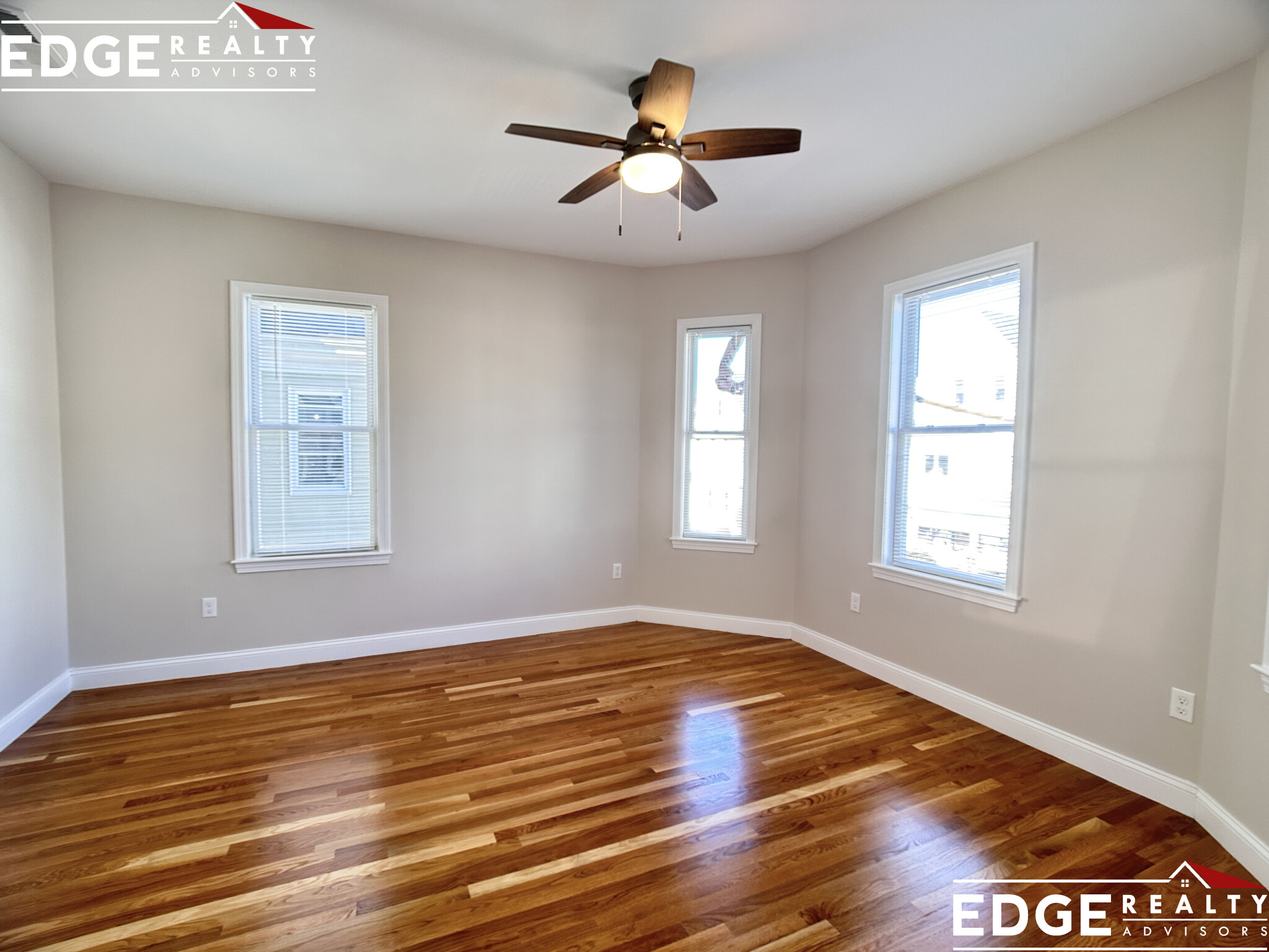 4 bed, 2 bath apartment for rent at 1 Benson St Unit 1, Brighton — photo 5 of 12