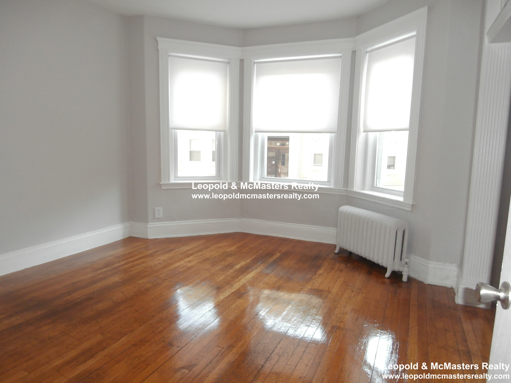 Studio bed, 1 bath apartment for rent at 90 Gordon St Unit 6, Brighton — photo 1 of 8