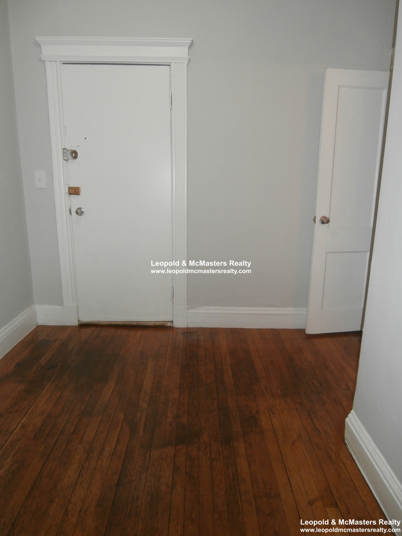 Studio bed, 1 bath apartment for rent at 90 Gordon St Unit 6, Brighton — photo 4 of 8