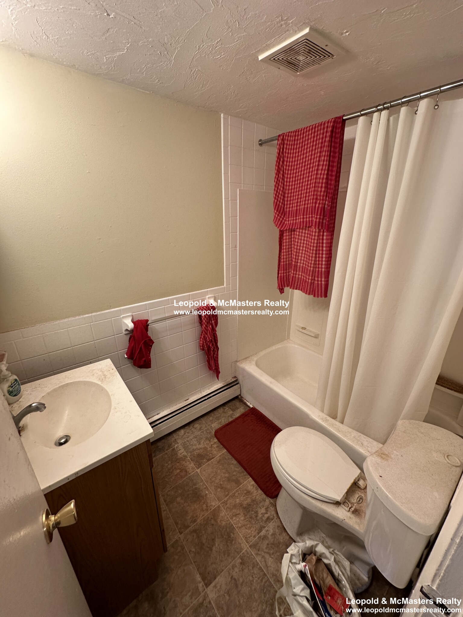 1 bed, 1 bath apartment for rent at 36 South Huntington Ave Unit 11, Jamaica Plain — photo 12 of 20