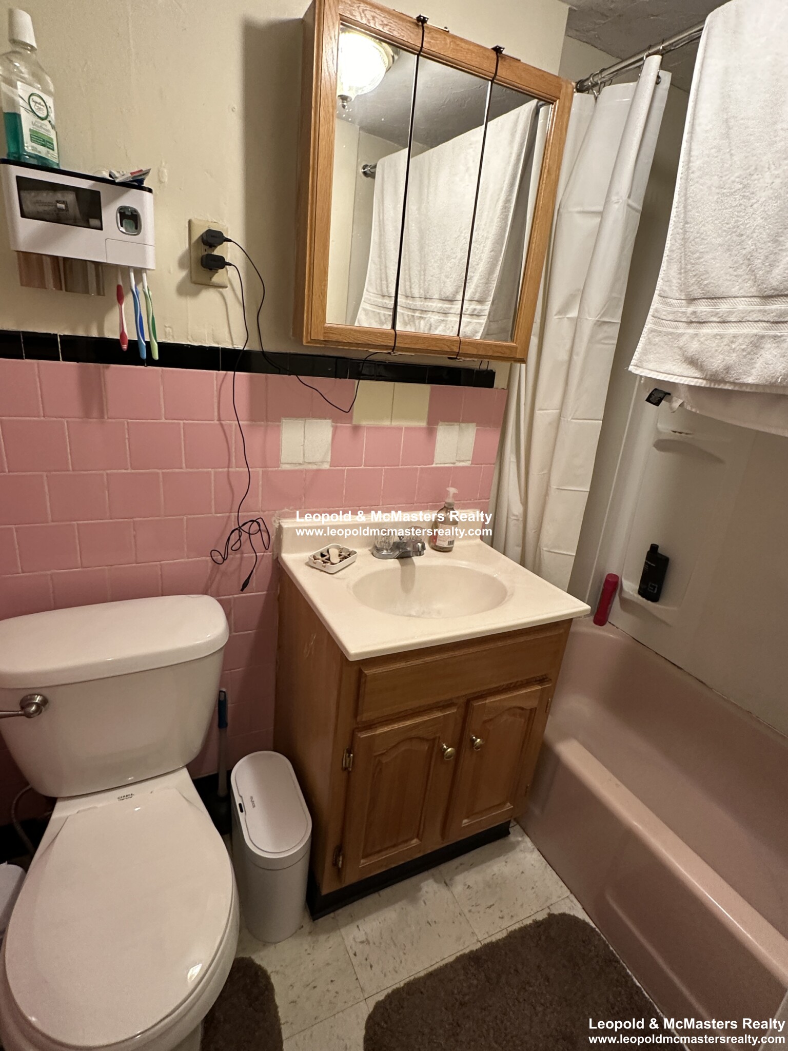 1 bed, 1 bath apartment for rent at 54 South Huntington Ave Unit 4, Jamaica Plain — photo 8 of 10