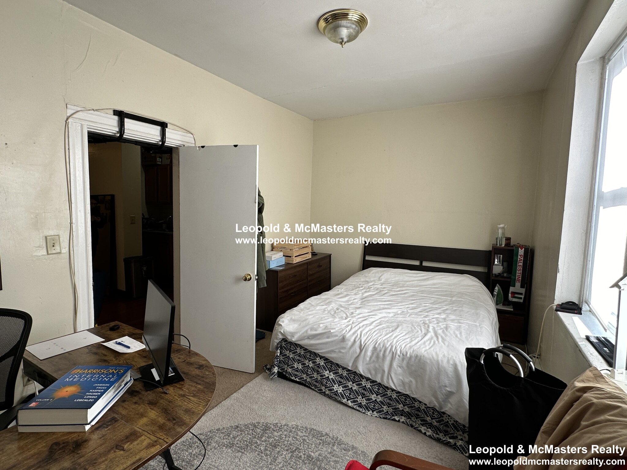 1 bed, 1 bath apartment for rent at 54 South Huntington Ave Unit 4, Jamaica Plain — photo 3 of 10