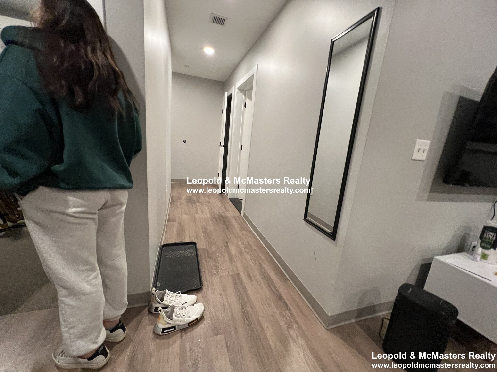 3 bed, 1 bath apartment for rent at 100 Hemenway St Unit 206a, Fenway — photo 3 of 6