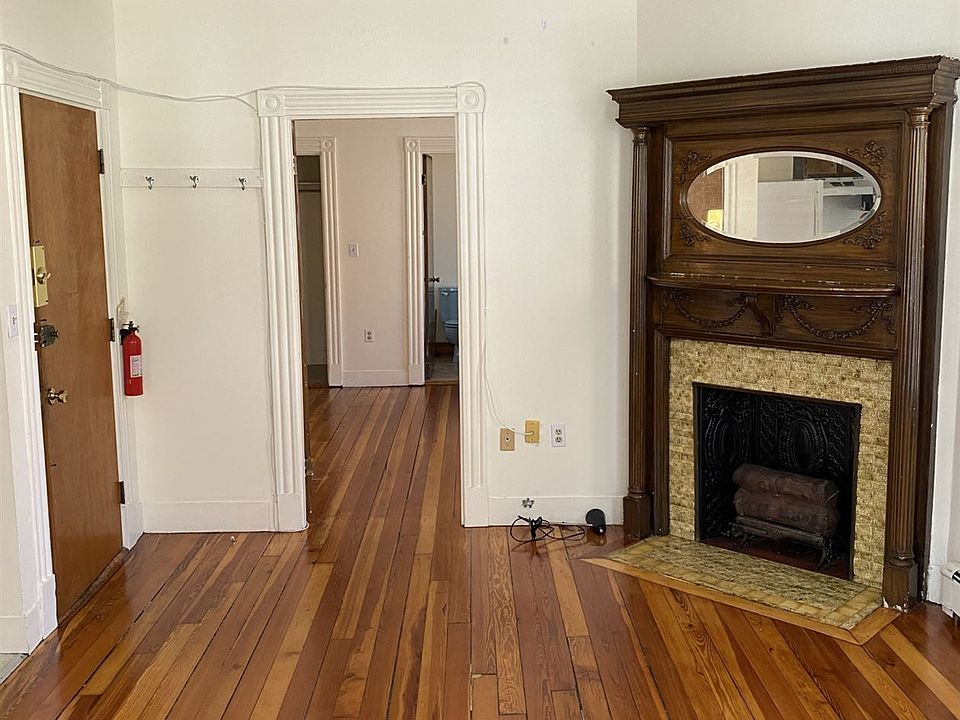 1 bed, 1 bath apartment for rent at 9 Magazine St Unit A1, Cambridgeport — photo 3 of 4