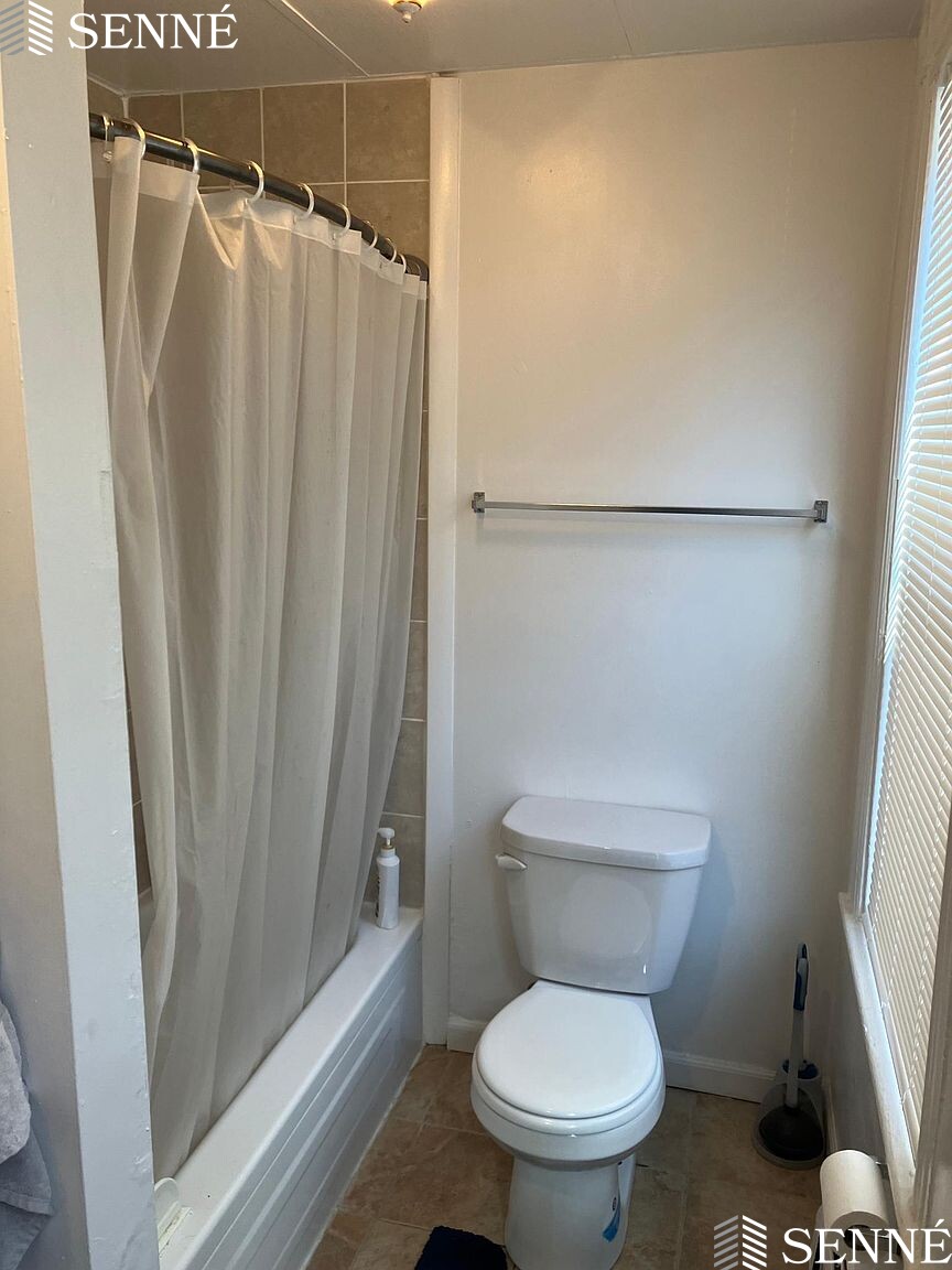 1 bed, 1 bath apartment for rent at 10 Garrison Ave Unit 1, West Somerville — photo 2 of 6
