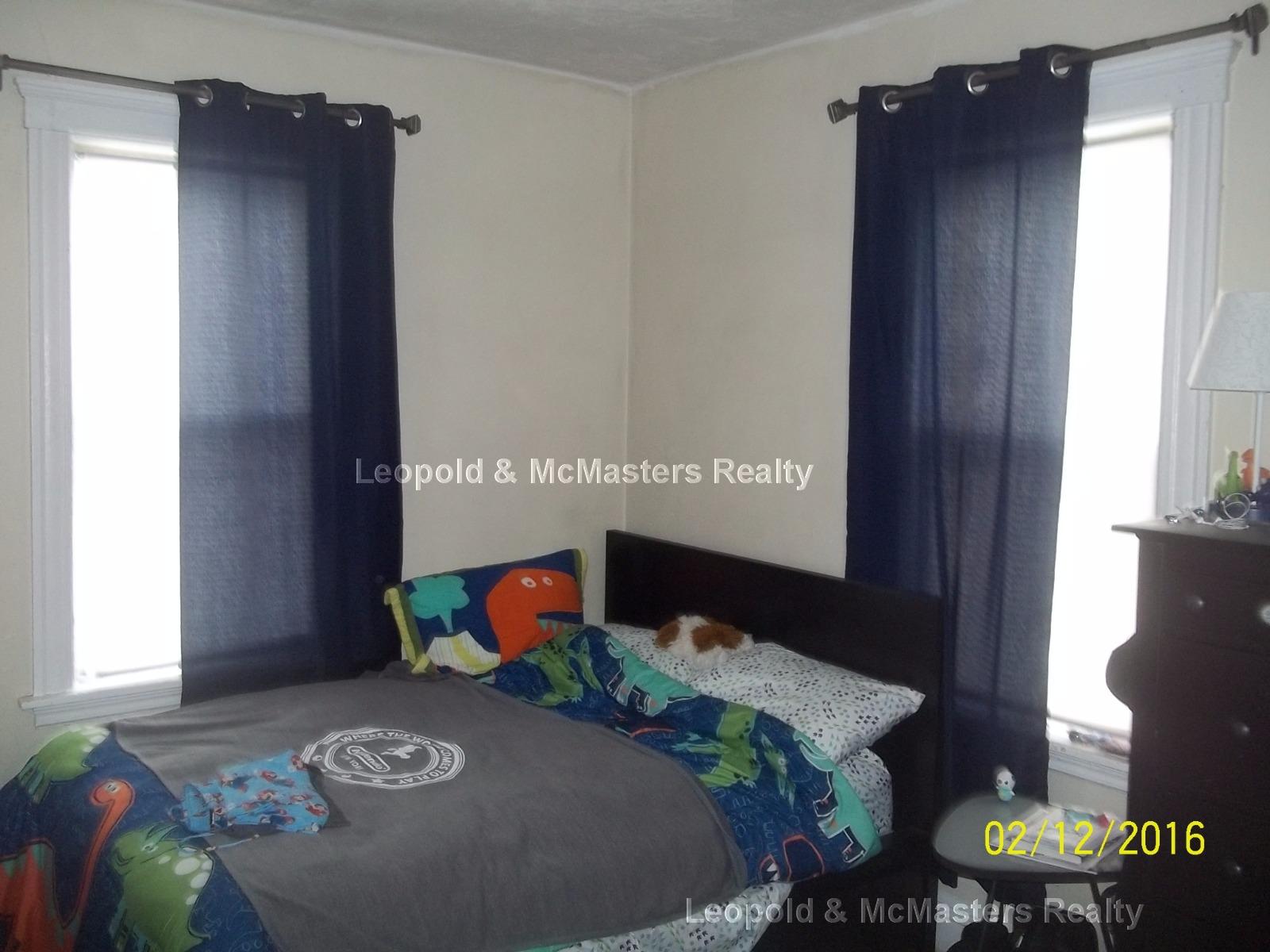 2 bed, 1 bath apartment for rent at 25 Lourdes Ave Unit 6, Jamaica Plain — photo 2 of 6