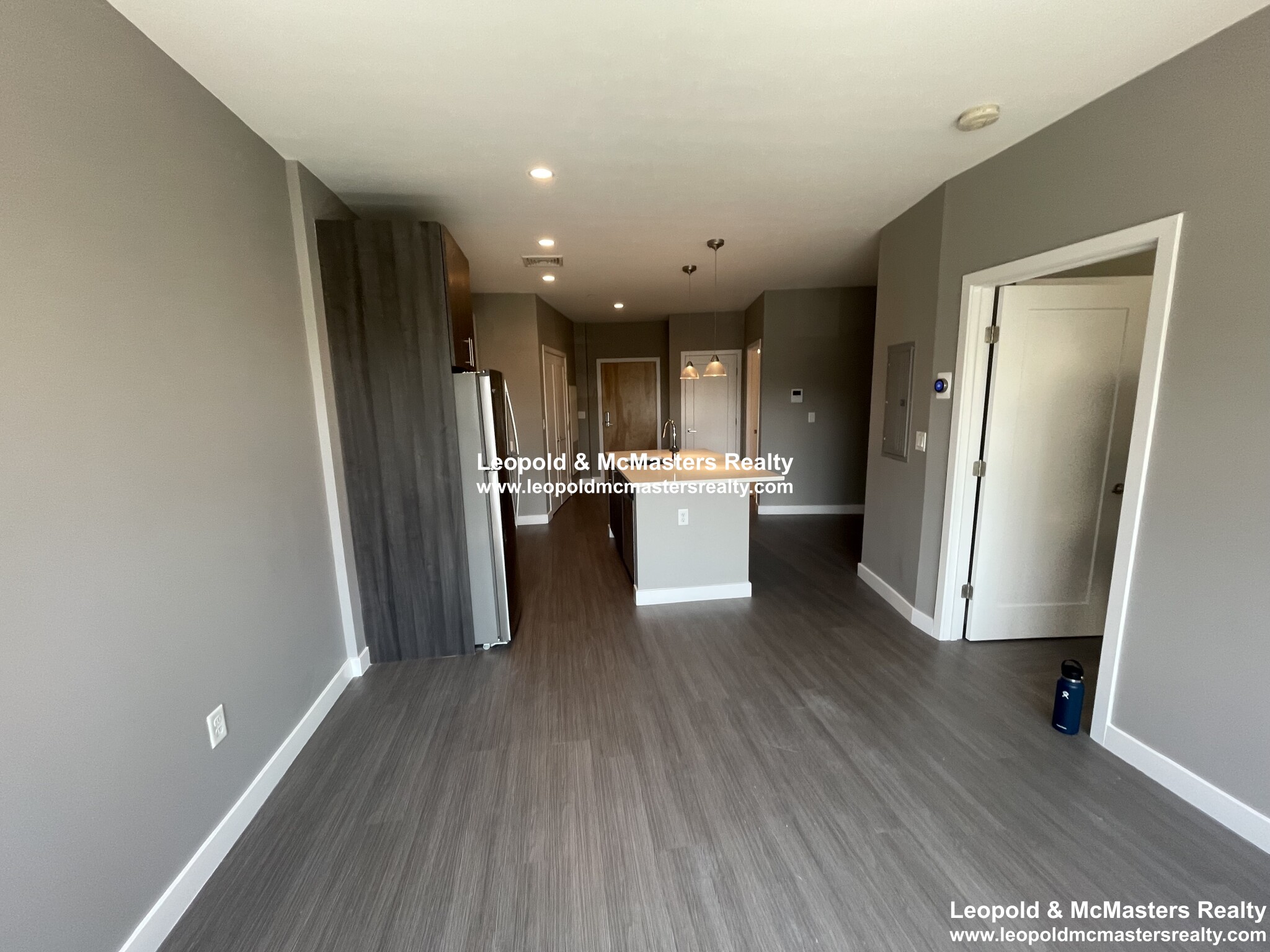 1 bed, 1 bath apartment for rent at 23 Bridge St Unit 311, Quincy — photo 6 of 8