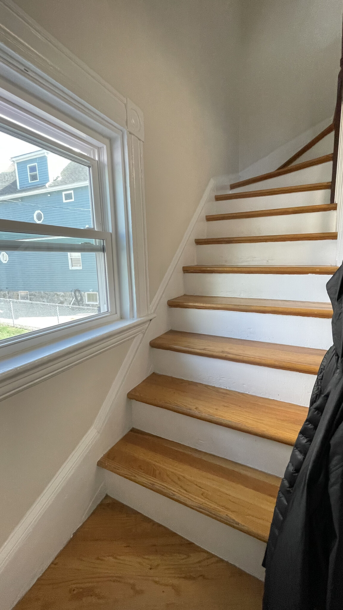 5 bed, 2 bath apartment for rent at 38 Pomeroy St Unit 38, Allston — photo 9 of 28