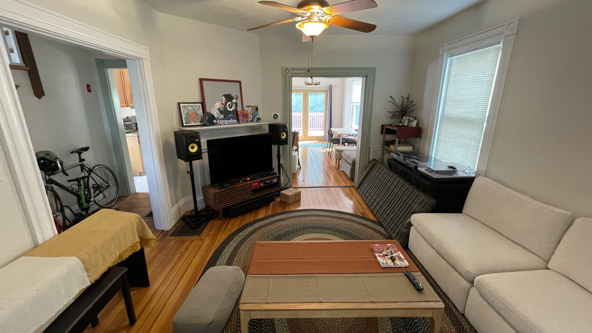 5 bed, 2 bath apartment for rent at 38 Pomeroy St Unit 38, Allston — photo 2 of 28