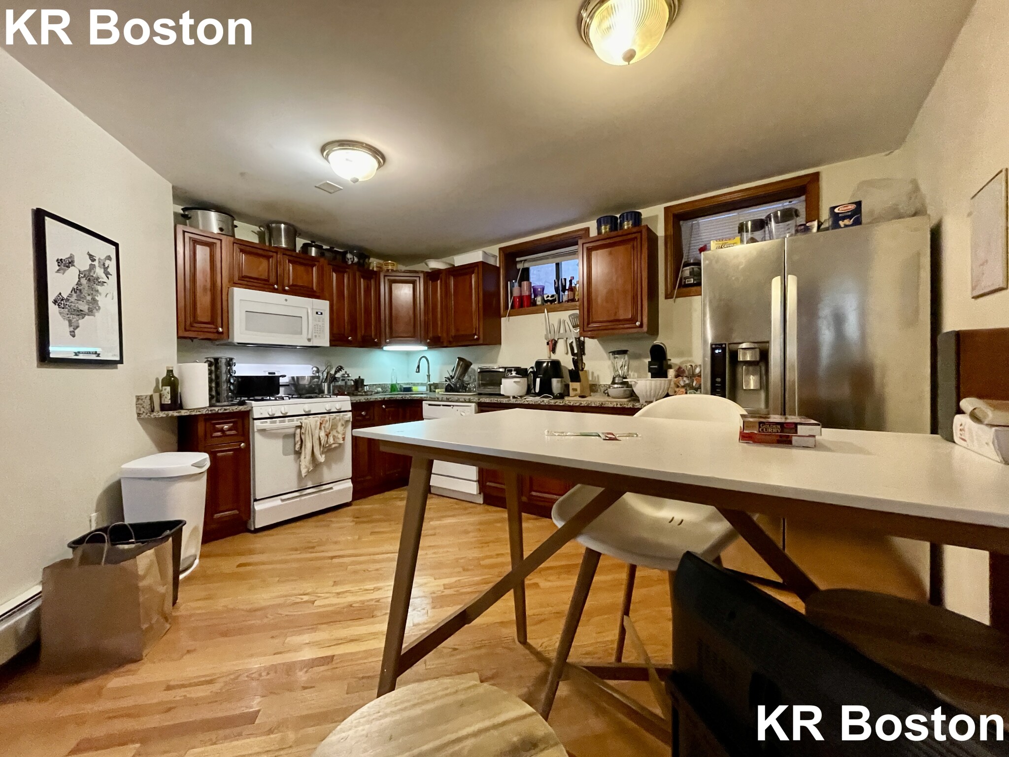 5 bed, 1 bath apartment for rent at 1421 Commonwealth Ave Unit 7, Brighton — photo 1 of 6