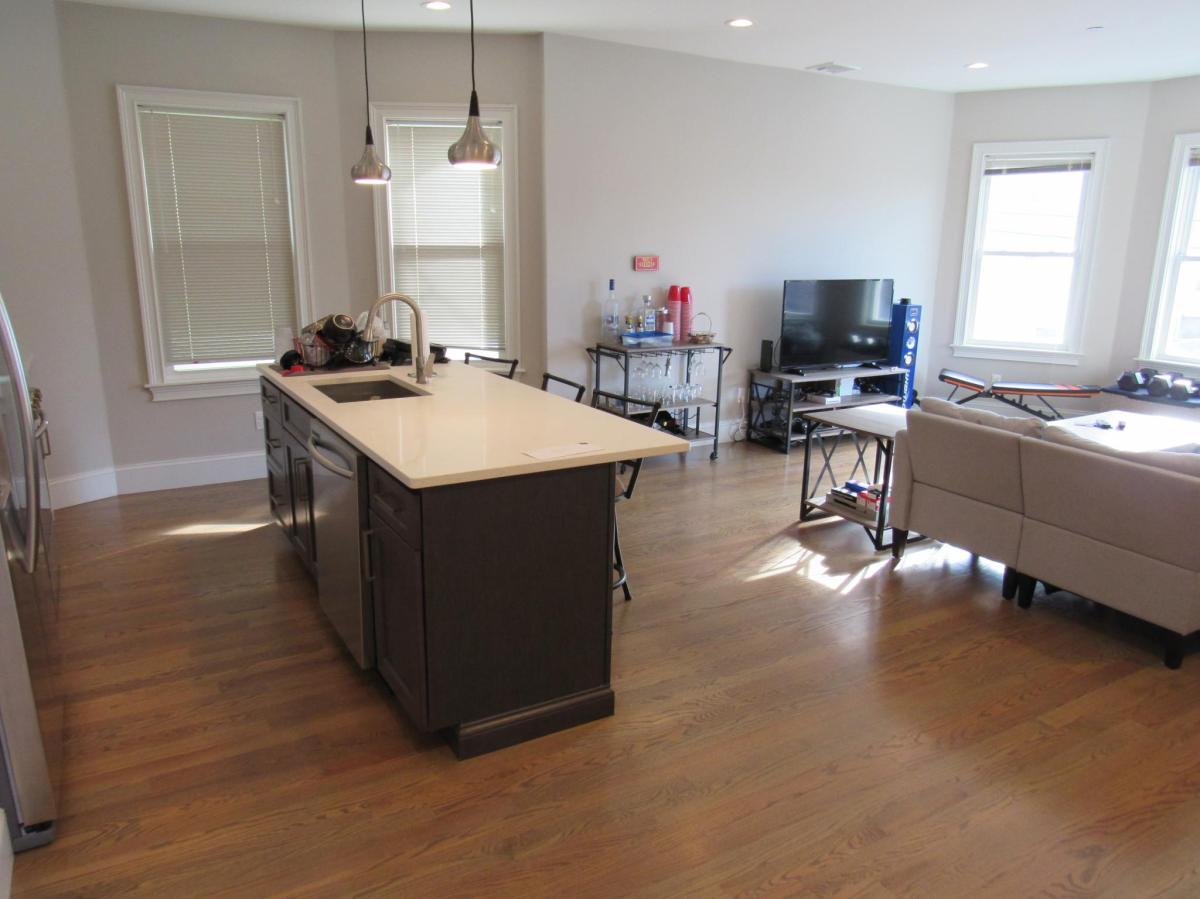4 bed, 2 bath apartment for rent at 50 Calumet St Unit 3, Mission Hill — photo 7 of 17