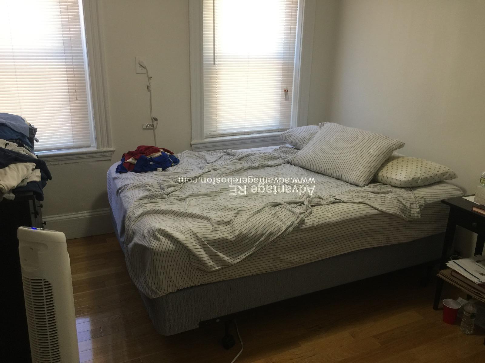 1 bed, 1 bath apartment for rent at 10 Wiget St Unit 8, North End — photo 2 of 19