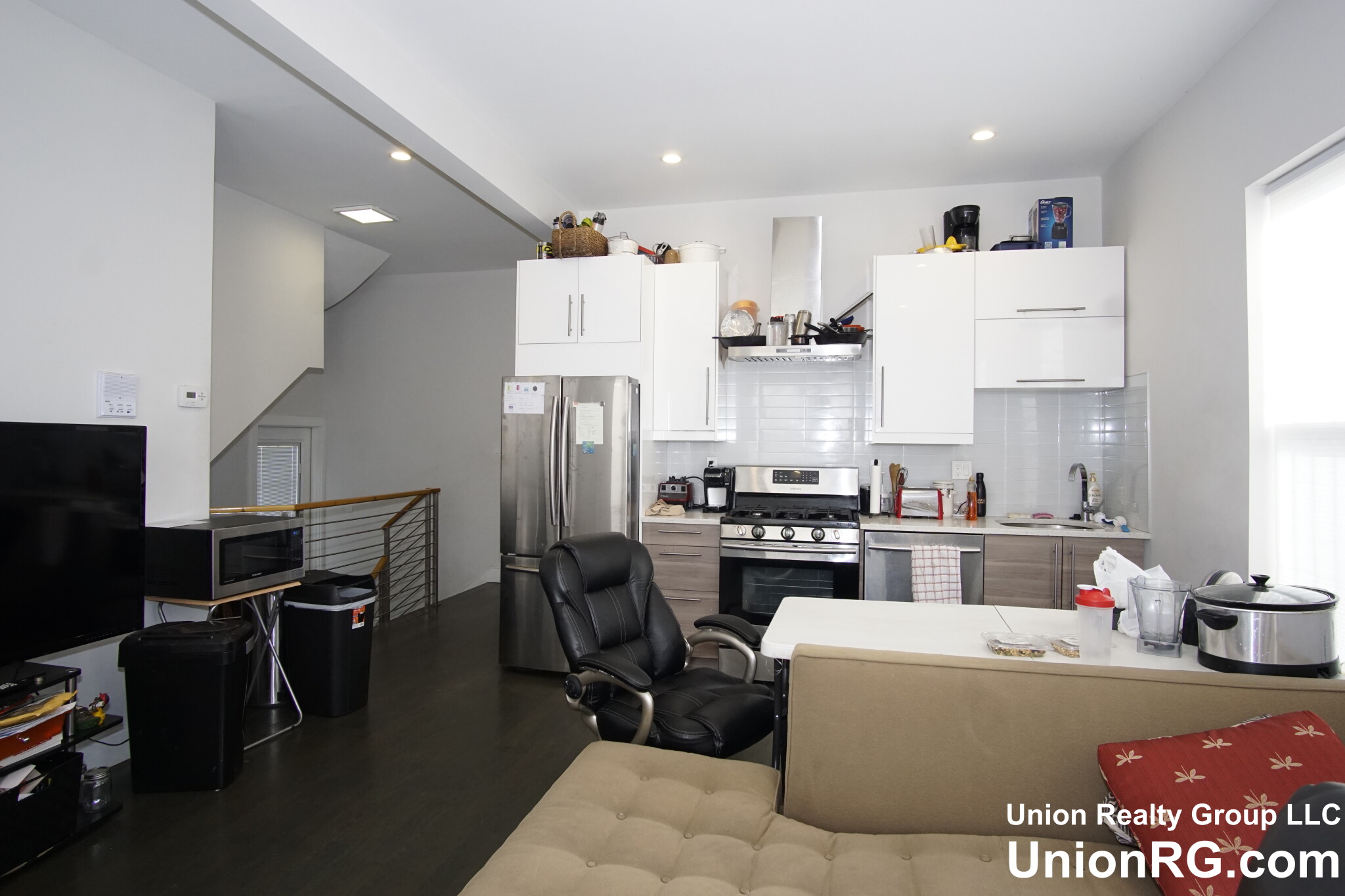 3 bed, 2 bath apartment for rent at 78 Forest St Unit 1, Roxbury — photo 11 of 36