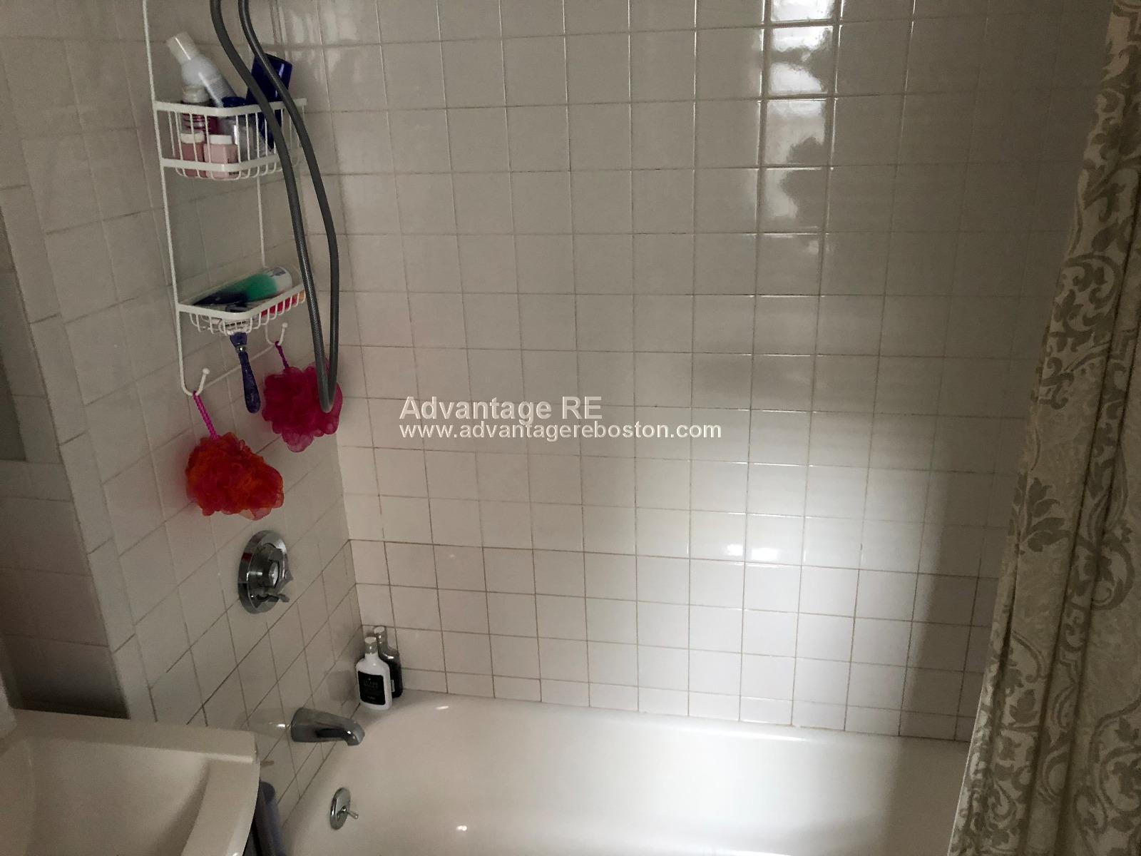 3 bed, 2 bath apartment for rent at 37 Sheafe St Unit 9, North End — photo 11 of 11